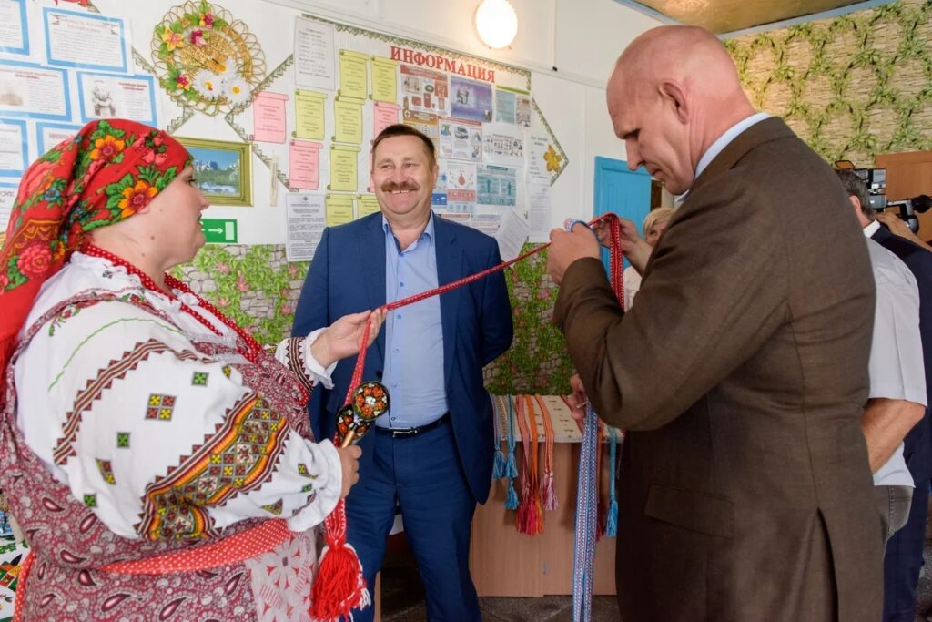 Карелин