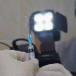 укол вакциной