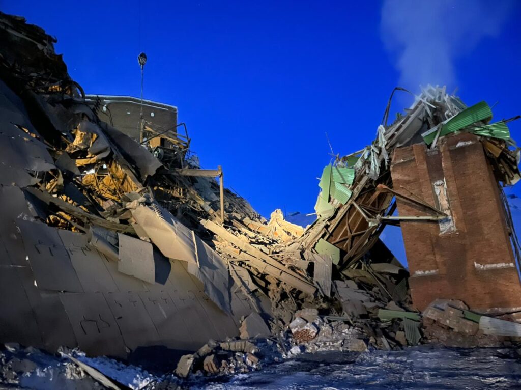 Норильск, фабрика, обрушение