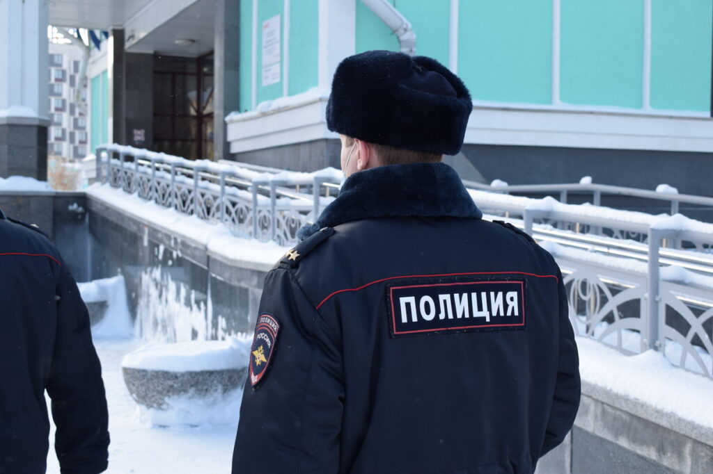 Полиция, работа, вокзалы, поезда