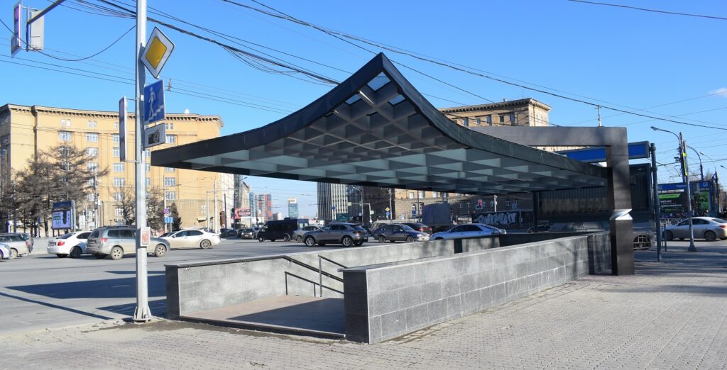 Отремонтированный подземлный переход в центре Новосибирска