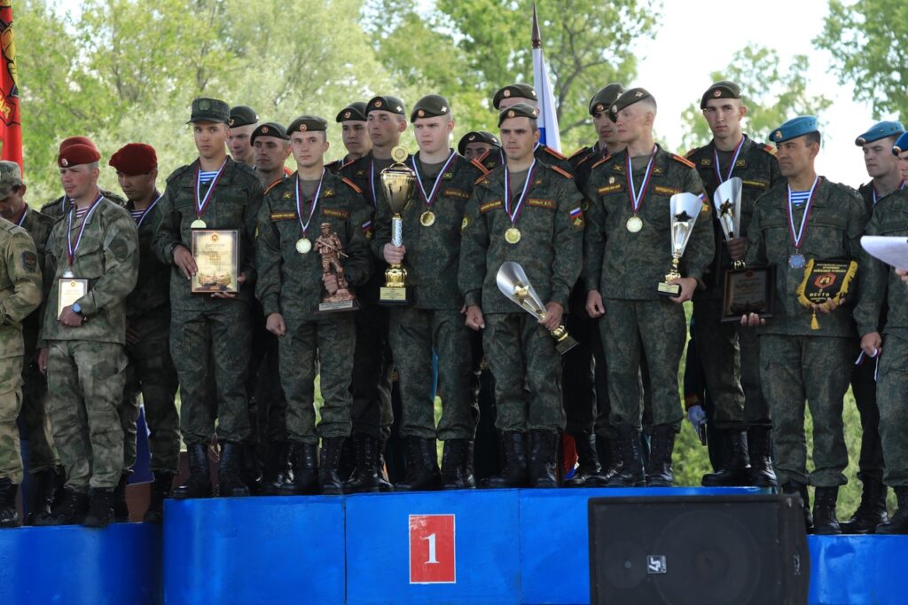 Отличник войсковой разведки