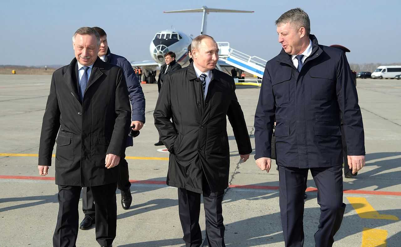 Александр Беглов и Владимир Путин в Брянской области, 8 марта 2017 года