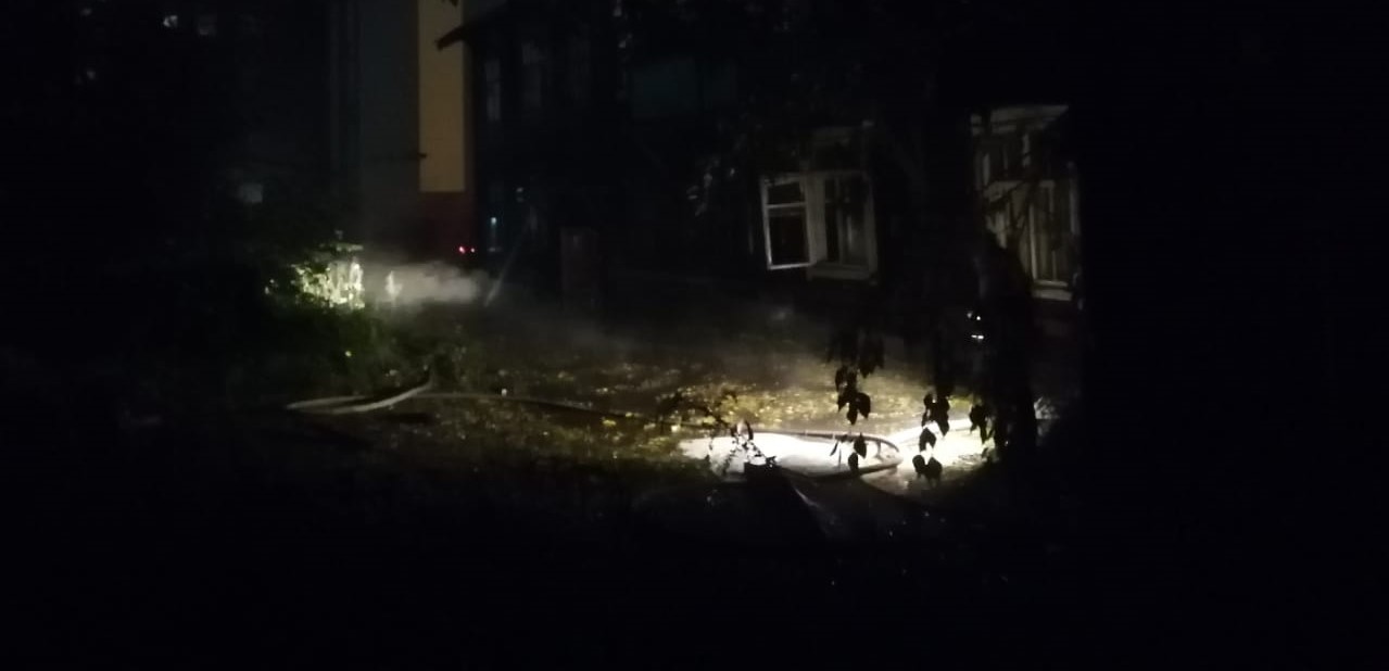 пожар, барак