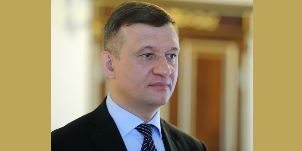 Дмитрий Савельев
