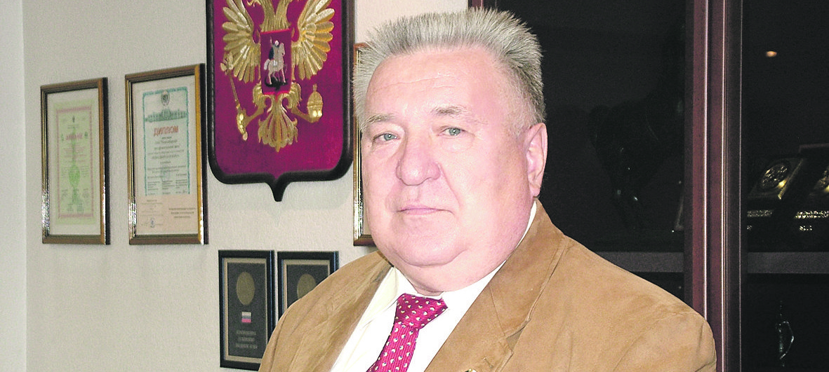 Геннадий Громов