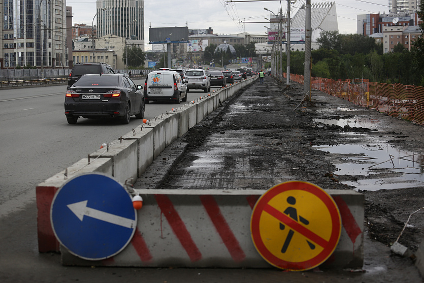 Октябрьский мост ремонт