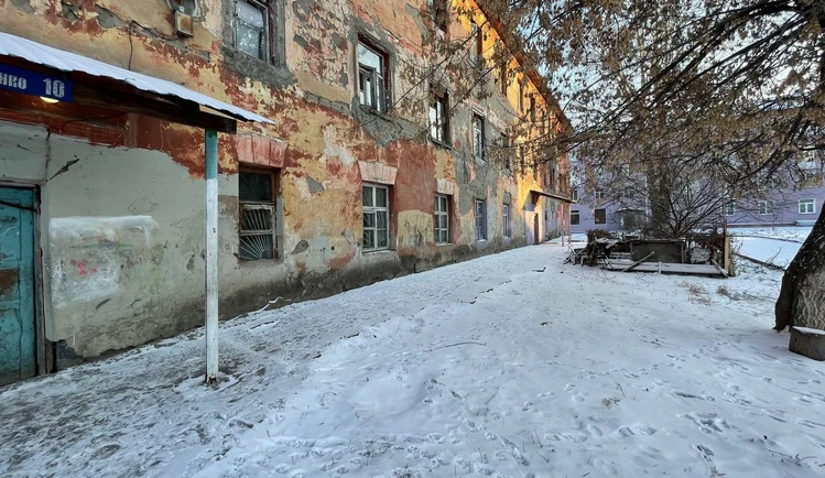аварийный дом
