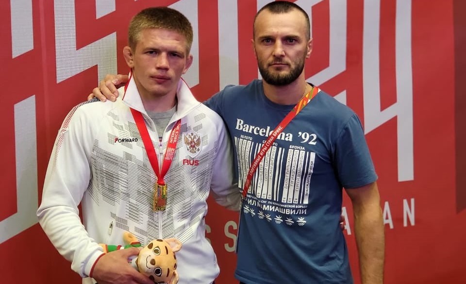 борец Сергей Степанов