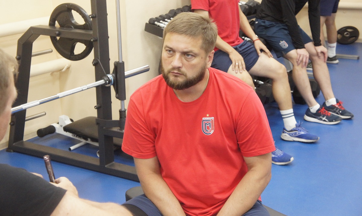 главный тренер ХК «Сибсельмаш» Сергей Горчаков