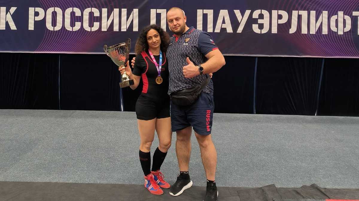 пауэрлифтеры Галина и Александр Абрамовы